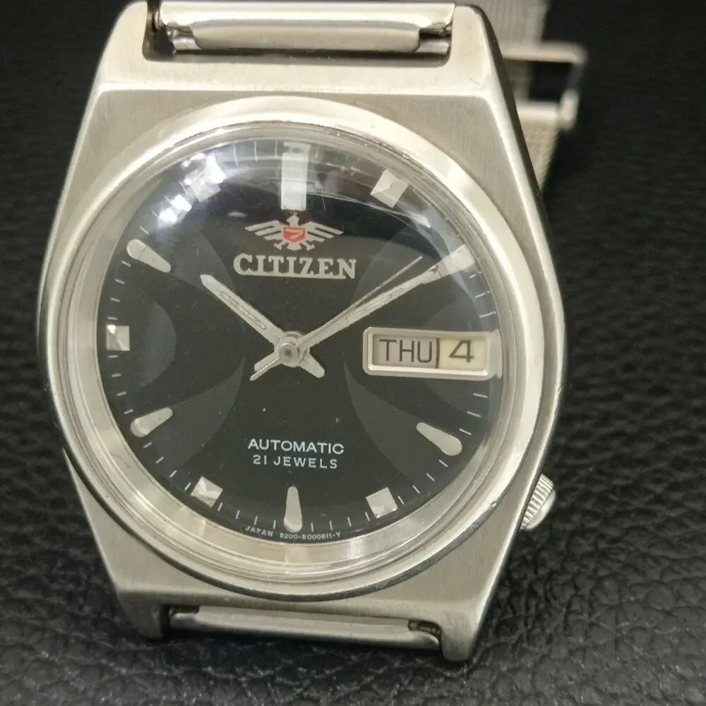 Vintage 1978 Citizen Automatic Mens Silver Watch W/daydate & Black accents